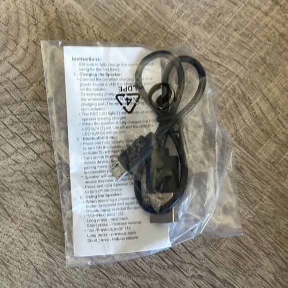 HIGH SIERRA KODIAK IPX7 Outdoor Bluetooth Speaker - Picture 5 of 9